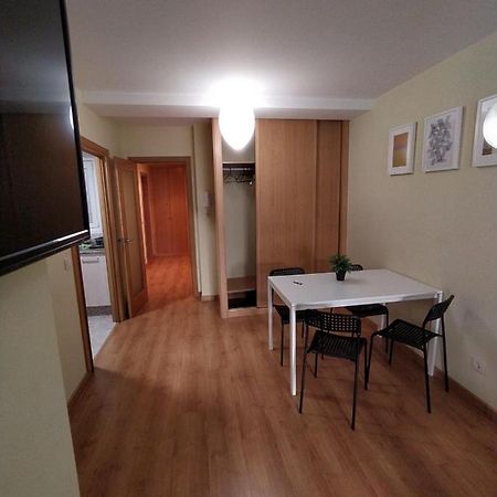 San Pedro 64 Apartment Lugo Bagian luar foto